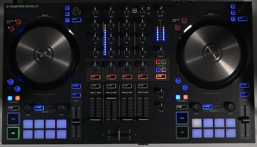TRAKTOR KONTROL S3 DJ controller